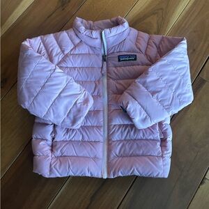 NEVER WORN!! Patagonia Baby Down Sweater Jacket. Light Pink. 2T
